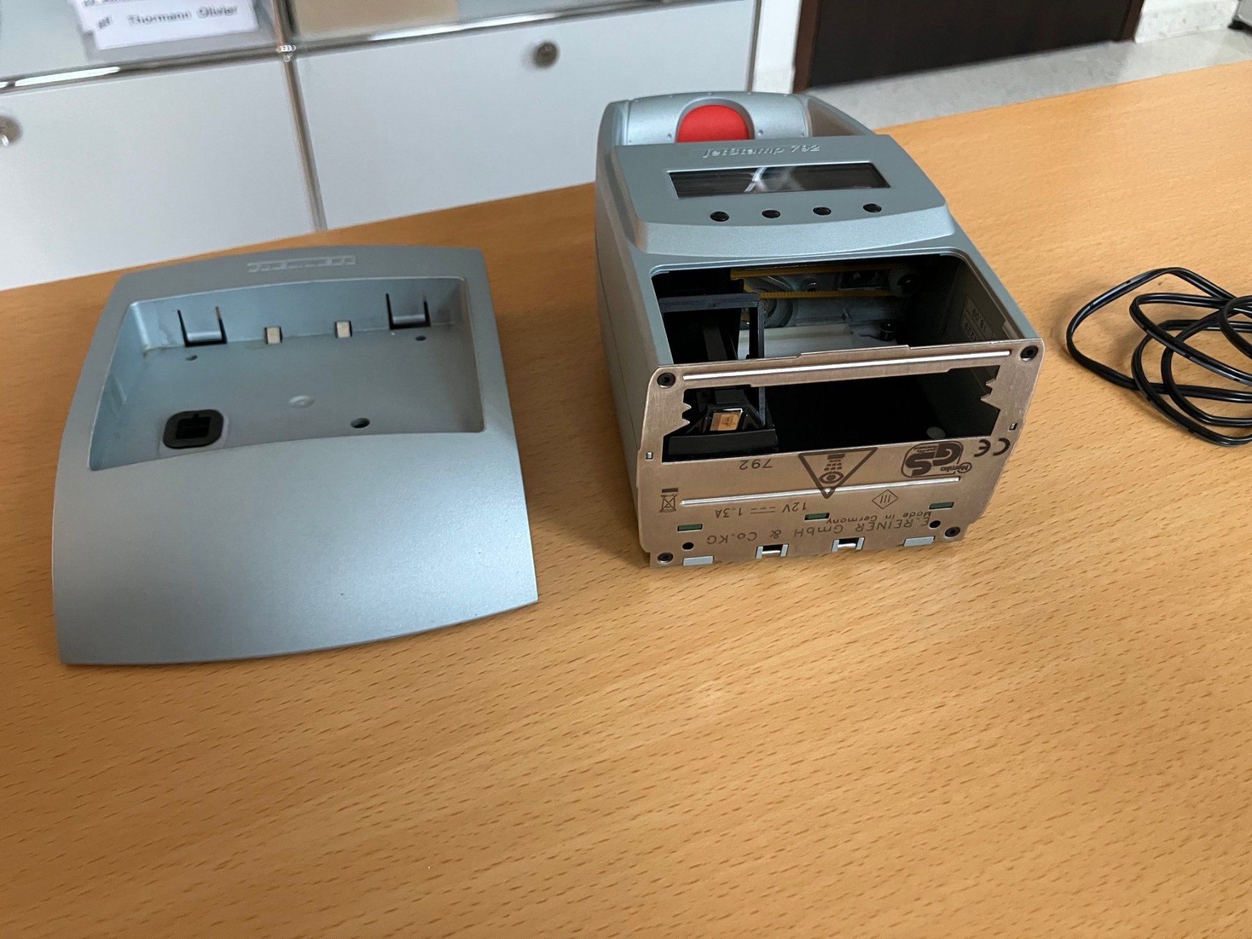 Timbri: Reiner JetStamp 792 timbro elettronico portatile – Usato da Origlio venduto da Zeto.81 3