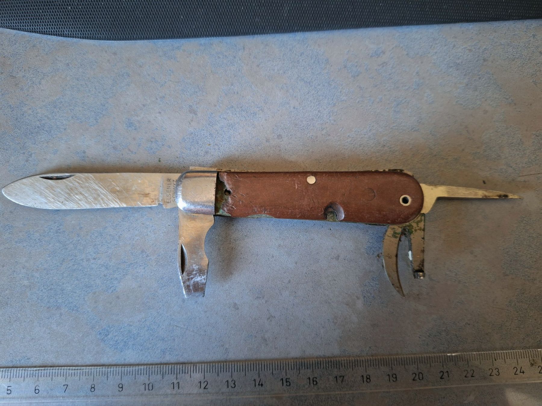 Schweizer Armee Taschenmesser: Couteau militaire Elsener 1953 – Gebraucht aus Bière von Roudi52 3