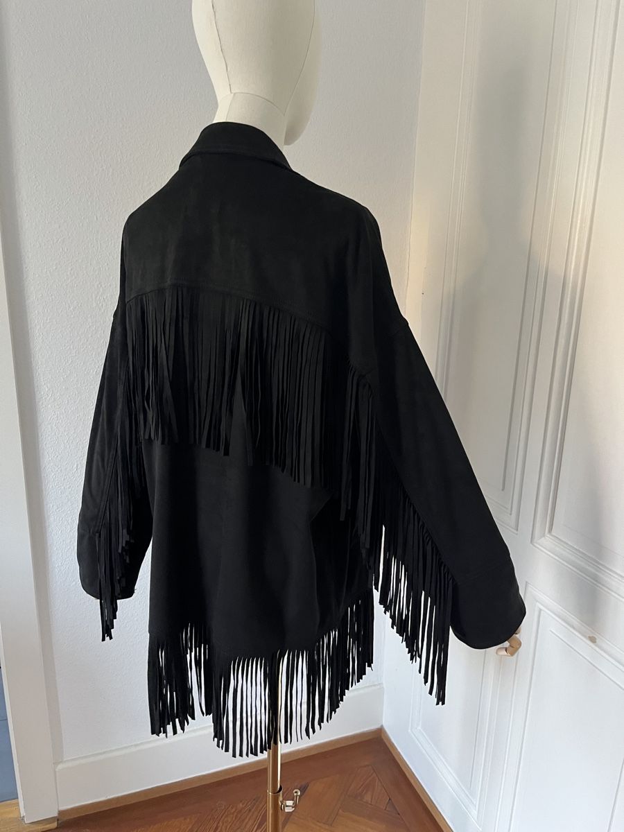 Zara Giacche: Zara Black Fringed Jacket, Size S, Never Worn - Chic! – Nuovo (secondo la descrizione) da Mies venduto da nic_yk5d 7