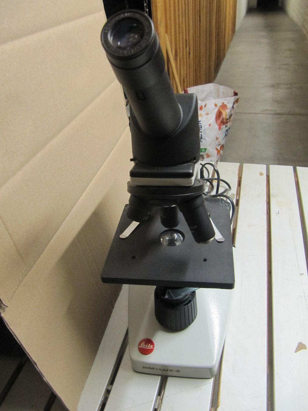 Leitz Microscopi: Mikroskop LEITZ Wetzlar Germany mit Koffer – Usato da Basel venduto da stefan4057 3