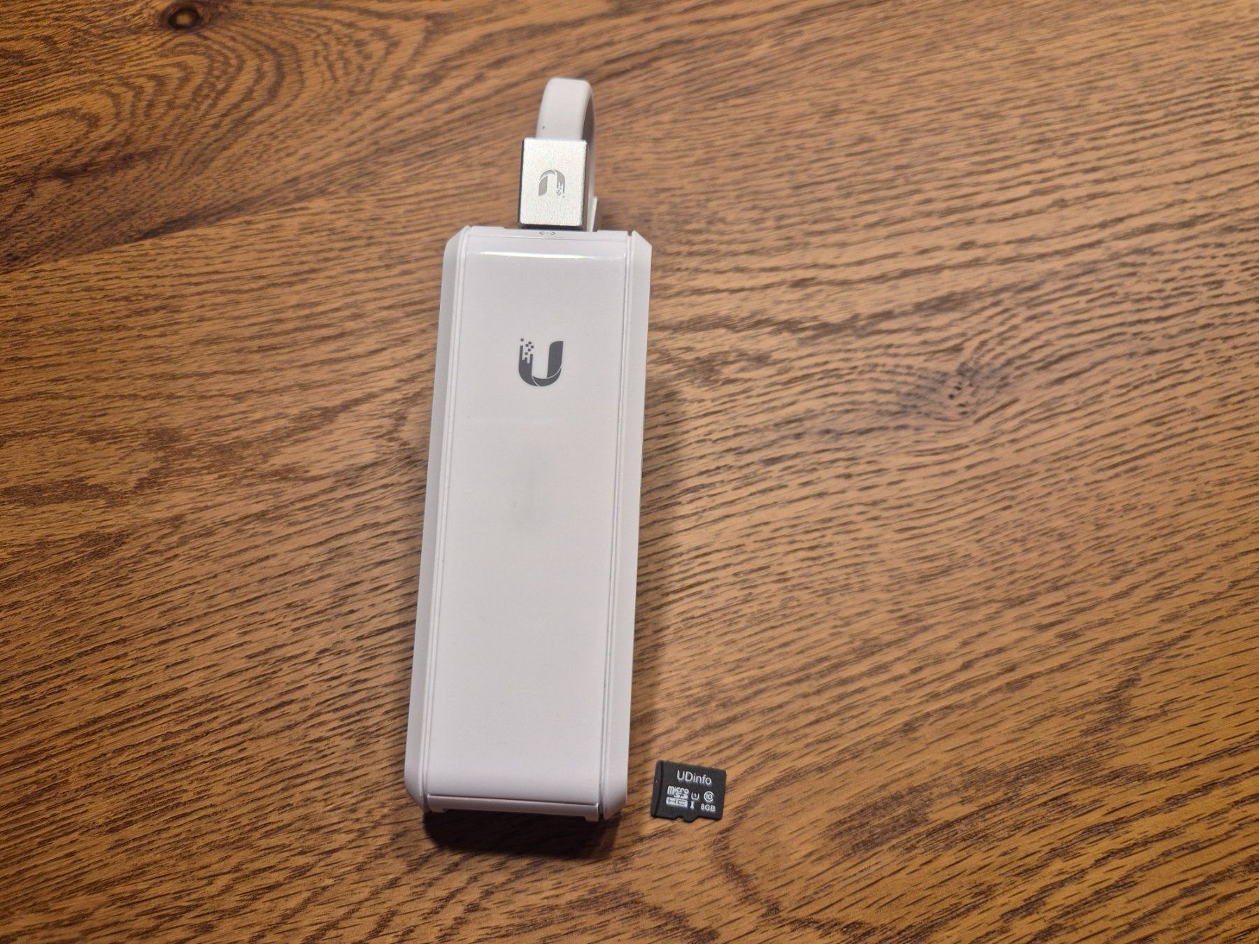 Ubiquiti Server: Ubiquiti UniFi Cloud Key – Usato da Muttenz venduto da D3strukt0r 1