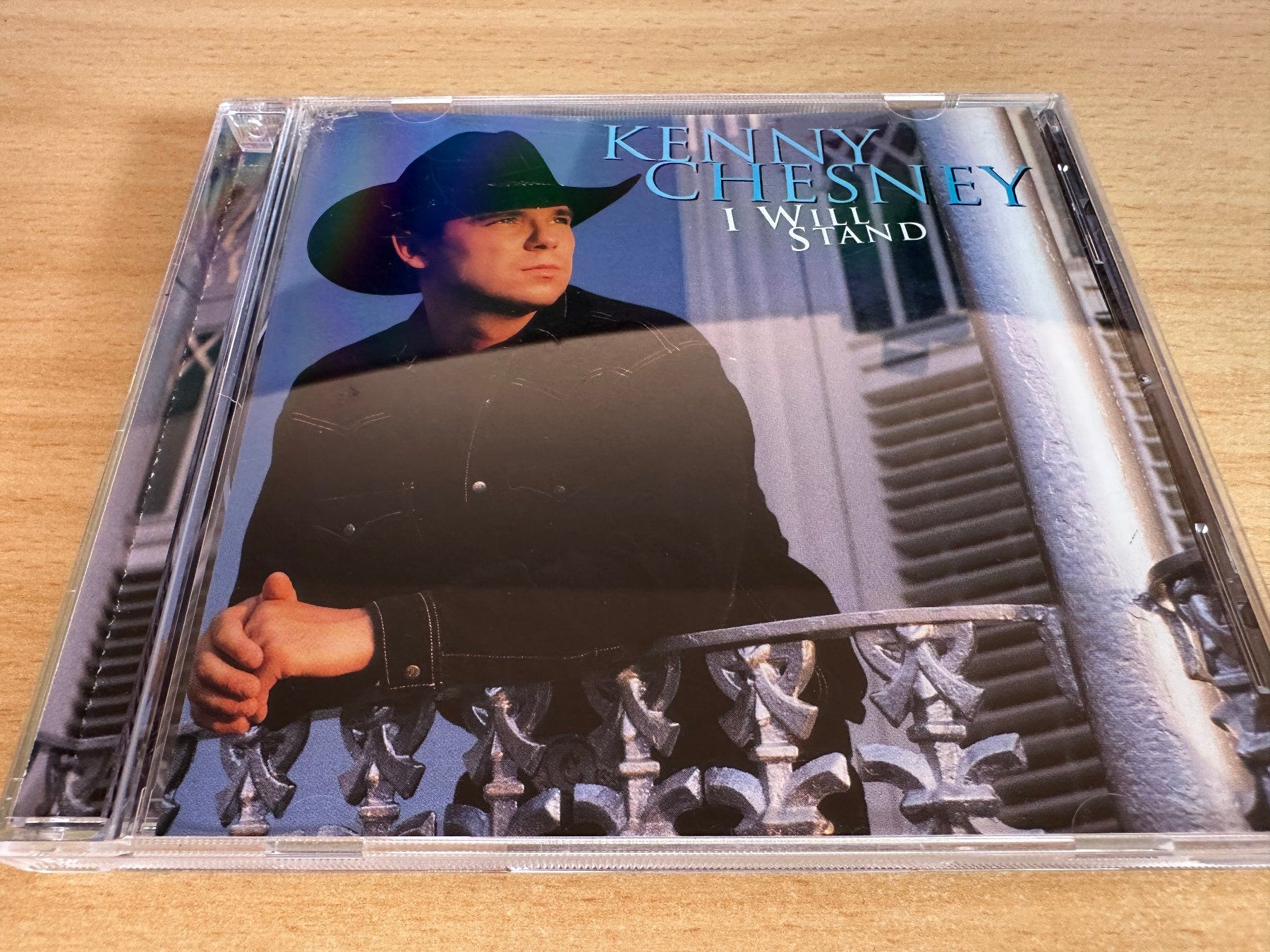 CD: Kenny Chesney – I Will Stand – Usato da Rikon im Tösstal venduto da Alpenmutz