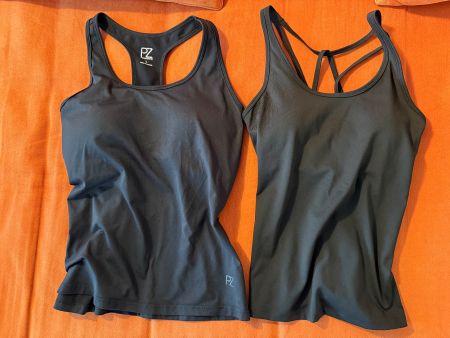 2x Sporttops Damen Gr M+L, Schwarz, Neu