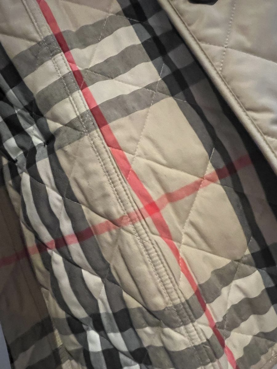 Burberry Giacche: Neuwertige original Burberry Damen Jacke – Nuovo (secondo la descrizione) da Bülach venduto da Blueyvi 4