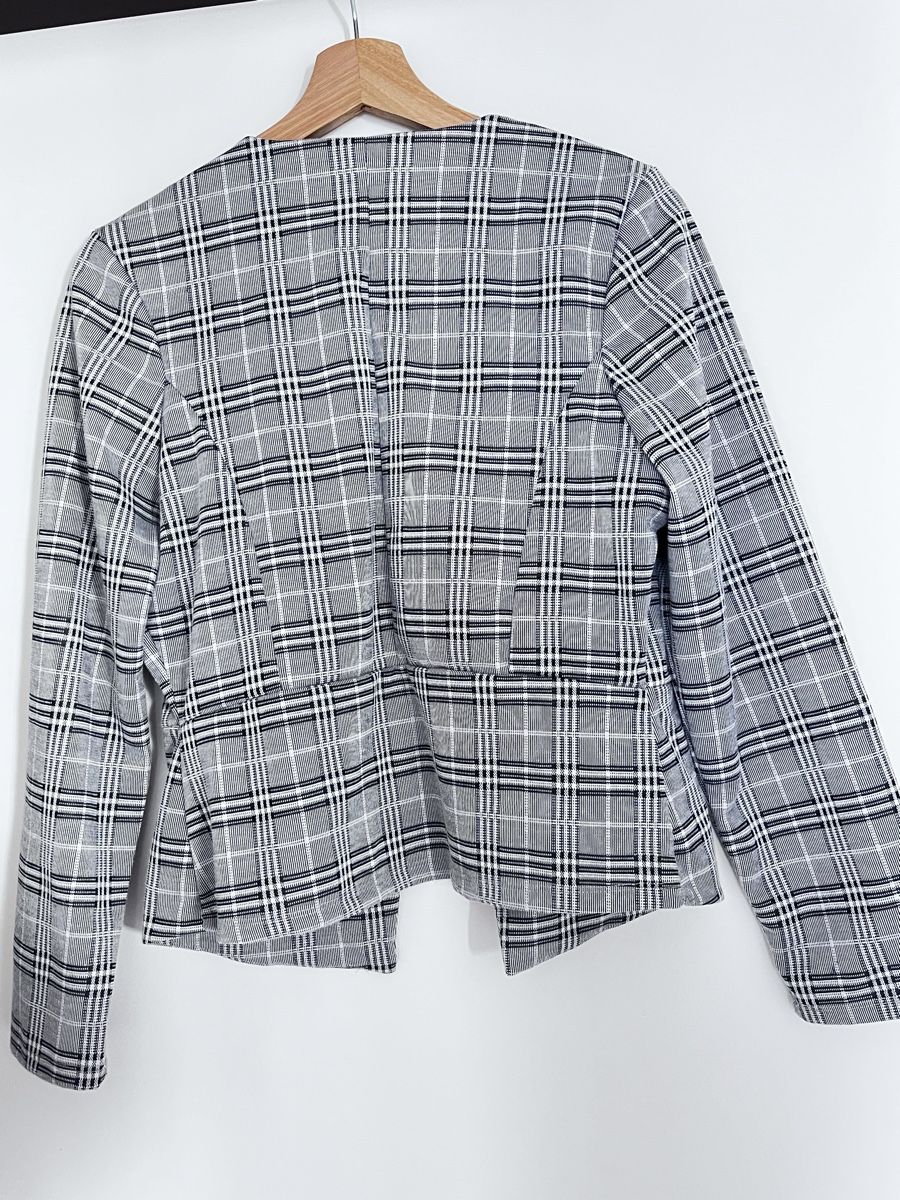 Giacche: Blazer Gr. 38 – Usato da Dulliken venduto da VaSha 1