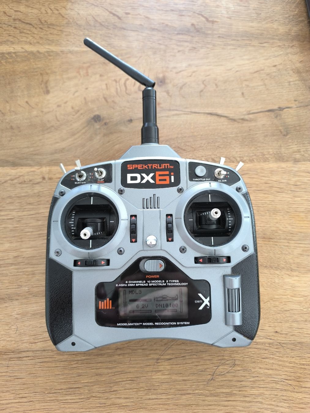 Spektrum Commande à distance: Spektrum DX6i – D'occasion à Langenthal par ruesu