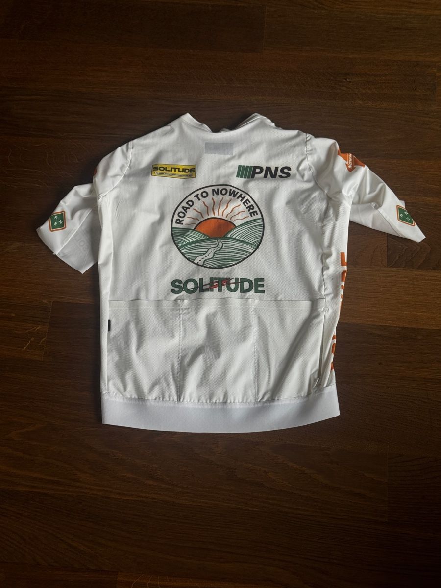Pas Normal Studios Canottiere & Pantaloni: Pas Normal Studios Solitude Jersey White - Grösse S – Usato da Zürich venduto da PhilWIL 1