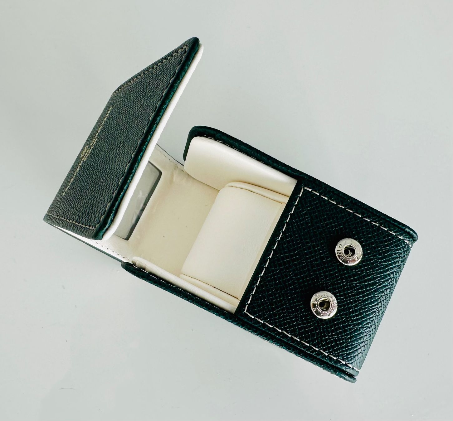 Uhrenboxen: NEUF - FRÉDÉRIQUE CONSTANT - BOX ÉCRIN MONTRE EN CUIR – Neu und originalverpackt aus Conthey von advisia 3