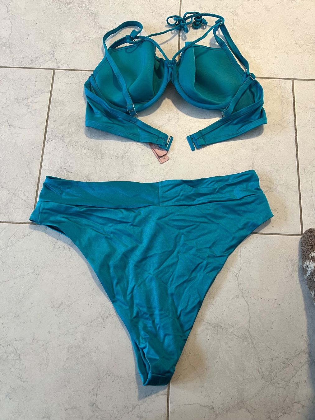 Hunkemöller Costumi da bagno & Bikini: Hunkemöller Bikini Türkis XL /85D – Usato da Mumpf venduto da Roxy_Piercing 4