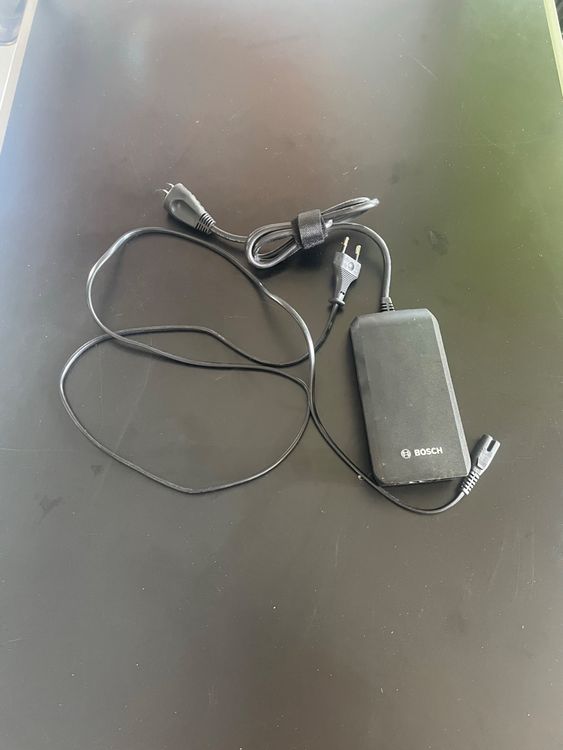 BOSCH eBike Battery Charger 362/100240 0275007915 BCS230 Kaufen auf Ricardo