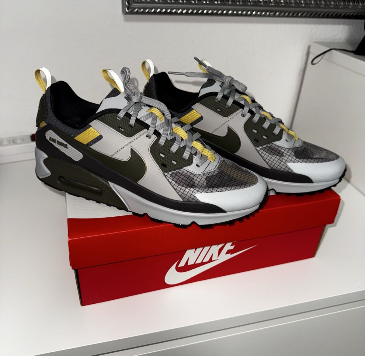 Nike Scarpe da uomo: Nike Air Max 90 Drift  Gr.  44 – Nuovo e nell'imballaggio originale da Glattbrugg venduto da san_ssz5