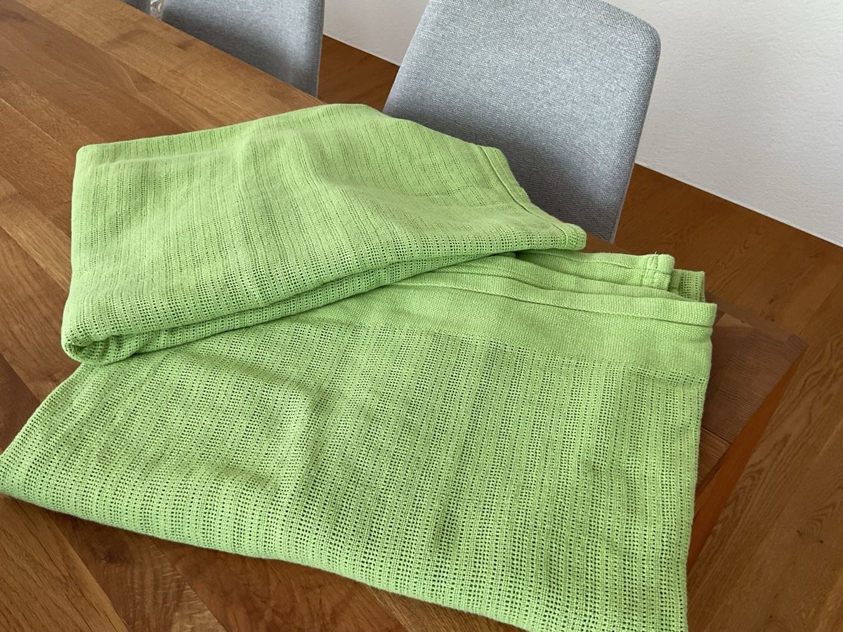 Coperte: 2 Sommerdecken, hellgrün, Baumwolle 150x210cm – Usato da Bern venduto da kano68