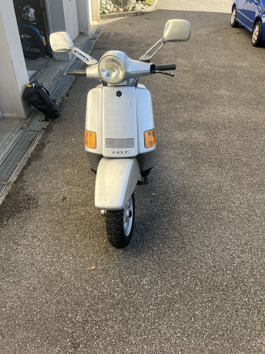 Piaggio Strada: Vespa Cosa 125 – Difettoso da Grenchen venduto da nic_87y9