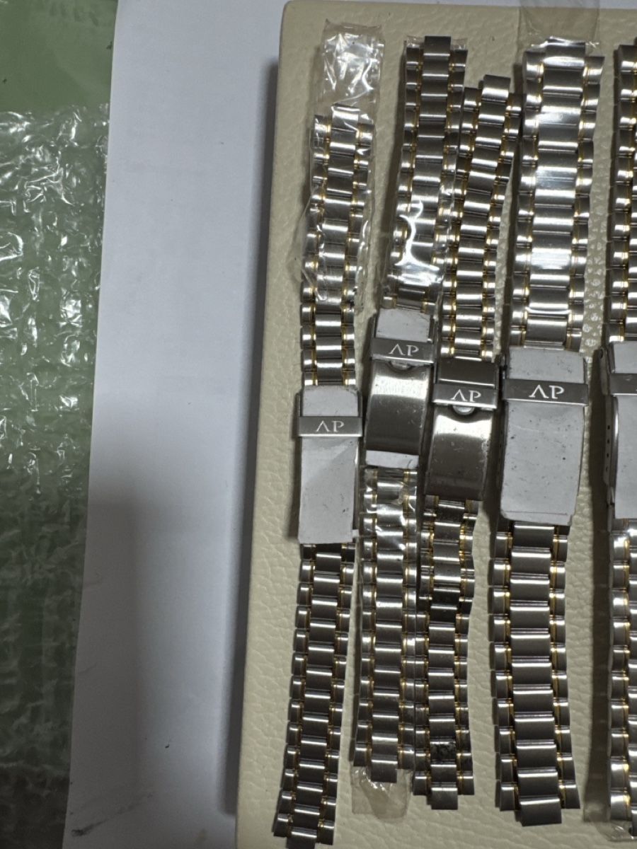 Bracciali & Braccialetti: Lot de 5 Bracelets de Montre - État Impeccable – Usato da La Chaux-de-Fonds venduto da lida2005 4