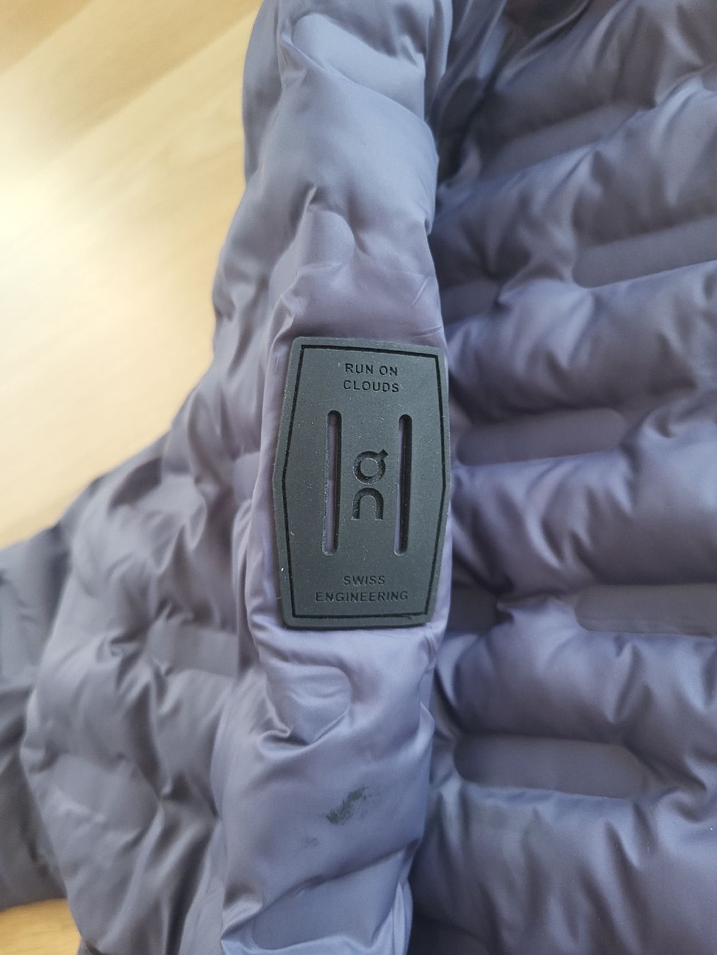 Giacche: On Switch Jacket – Usato da Zürich venduto da lrn_n6yy 4