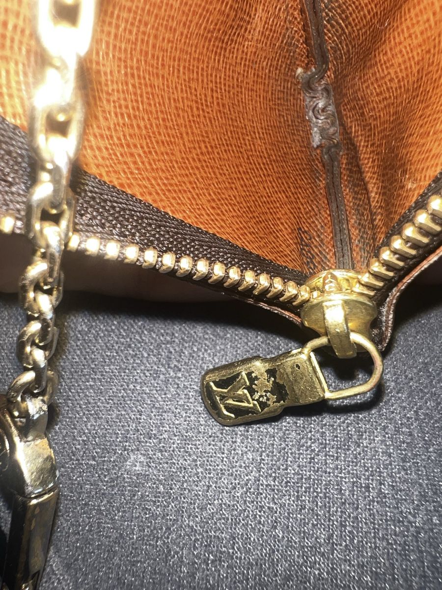 Louis Vuitton Portachiavi: Louis Vuitton Monogram Pochette Clés Schlüsselanhänger – Usato da Effretikon venduto da Briga.S. 9