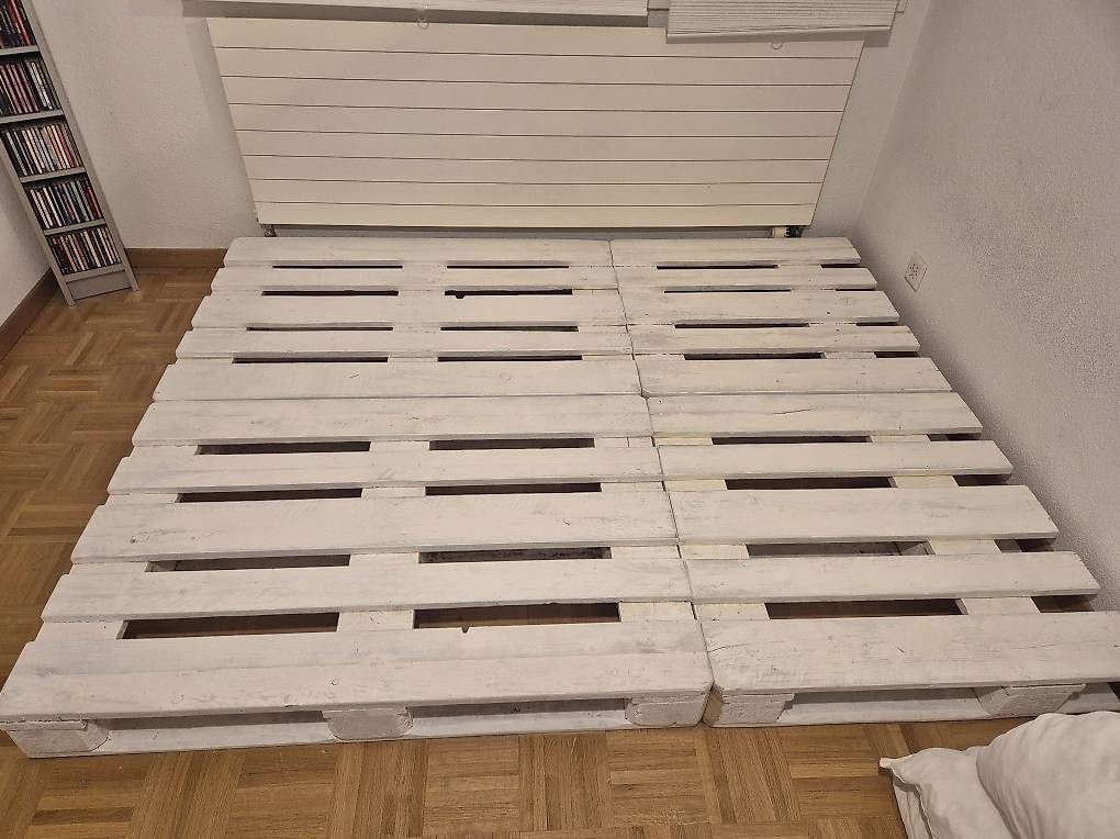 Letti: Palettenbett / Paletten weiss – Usato da Luzern venduto da emma_varini 1