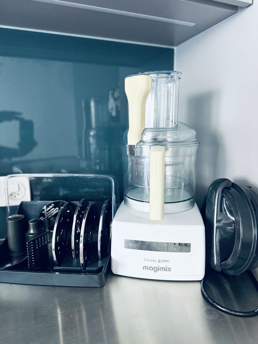 Magimix Elettrodomestici da cucina: Magimix Cuisine 5200 Xl – Usato da Zürich venduto da Bidon3011