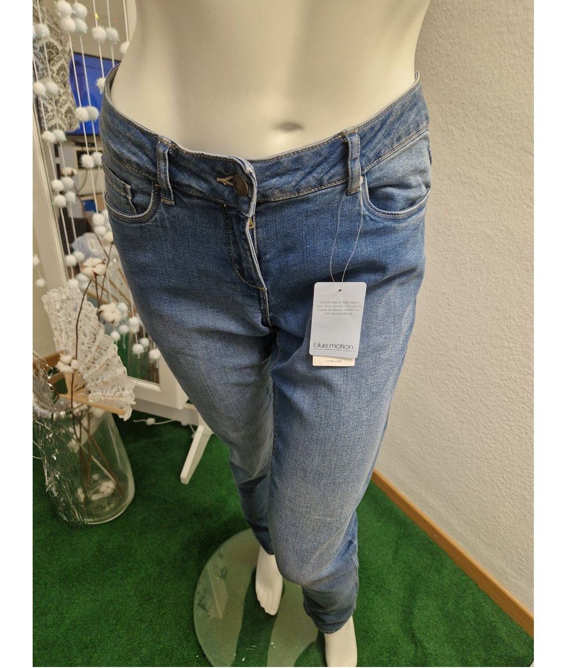 Jeans: Jeans/ Denim/ Lycra Gr 38 "Neu – Nuovo e nell'imballaggio originale da Glattbrugg venduto da majuska01
