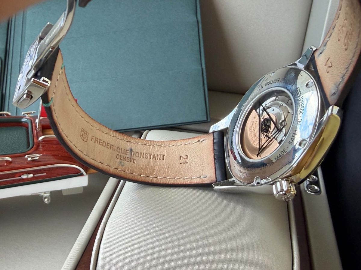 Frederique Constant Orologi: ⌚ Frederique Constant Runabout Automatic 42 mm – Usato da Glovelier venduto da Elsii44 5