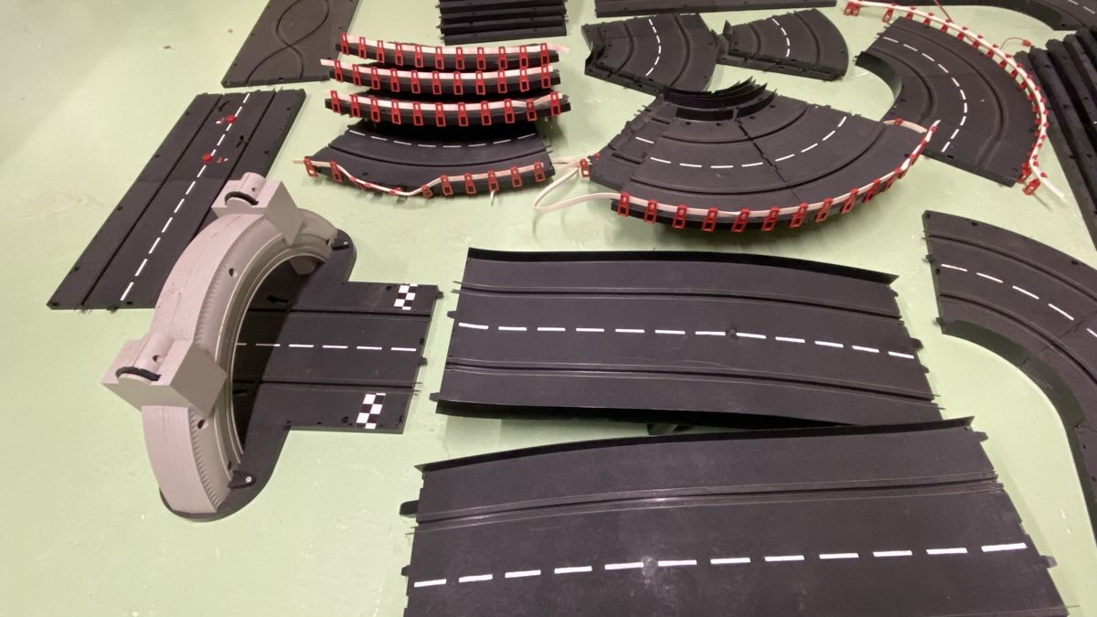 Carrera Circuits: Carrera Autobahn – Défectueux à volketswil par peluza 4