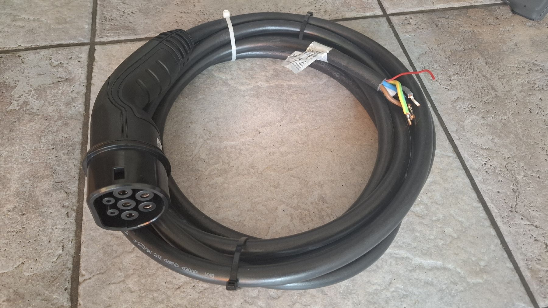 Cavi: LogiLink Auto Ladekabel Pigtail Typ2 CEVDE-32A ca. 3 m OFFEN – Nuovo (secondo la descrizione) da Watt venduto da Gubrist 2