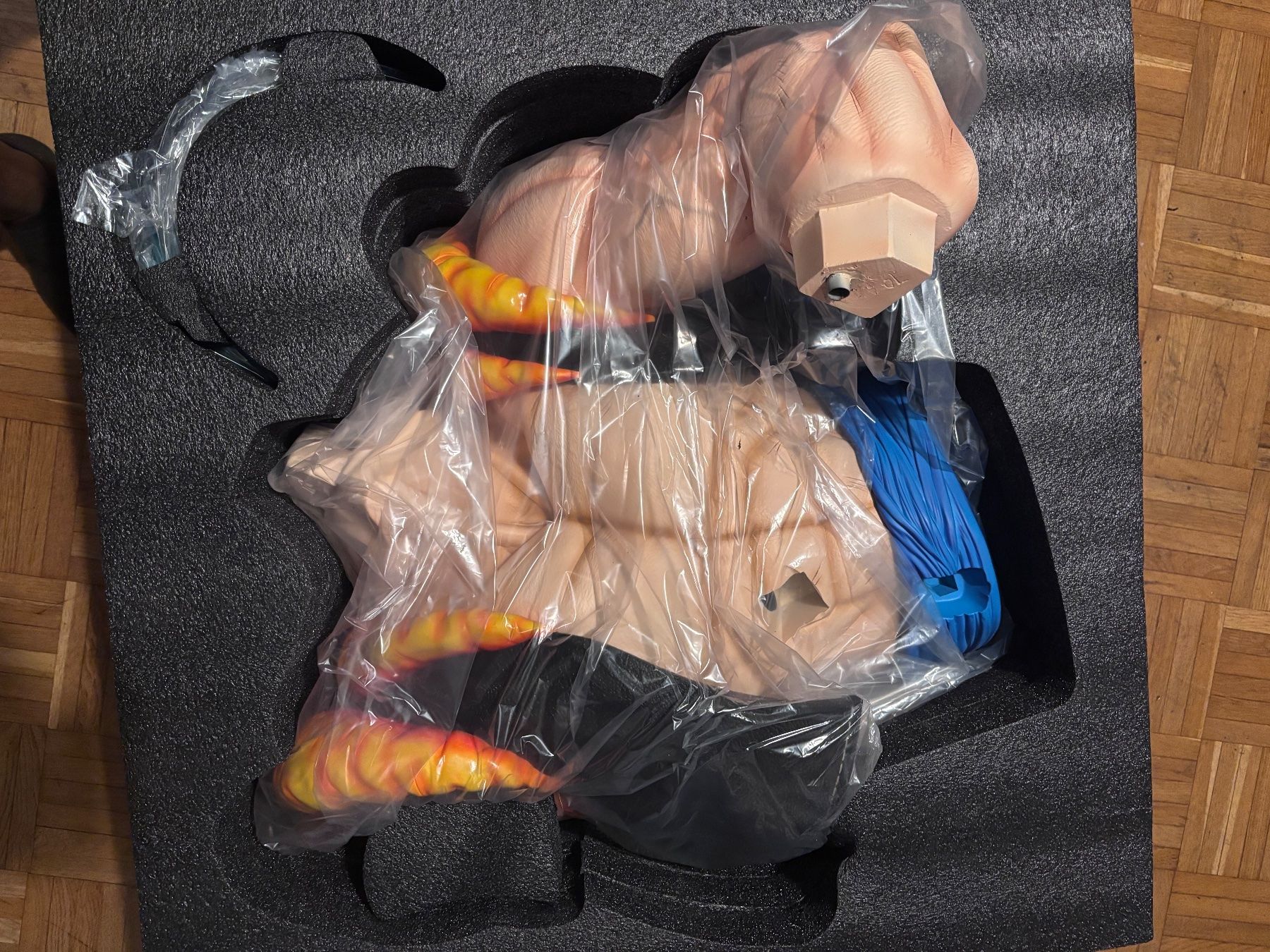 Statuette: ArmyAnt Studio SSJ Gogeta 1:1 Bust – Usato da Zürich venduto da Creedu.4 8