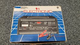 Autoladegerät 9A Electronic - Top Zustand für Batterie!