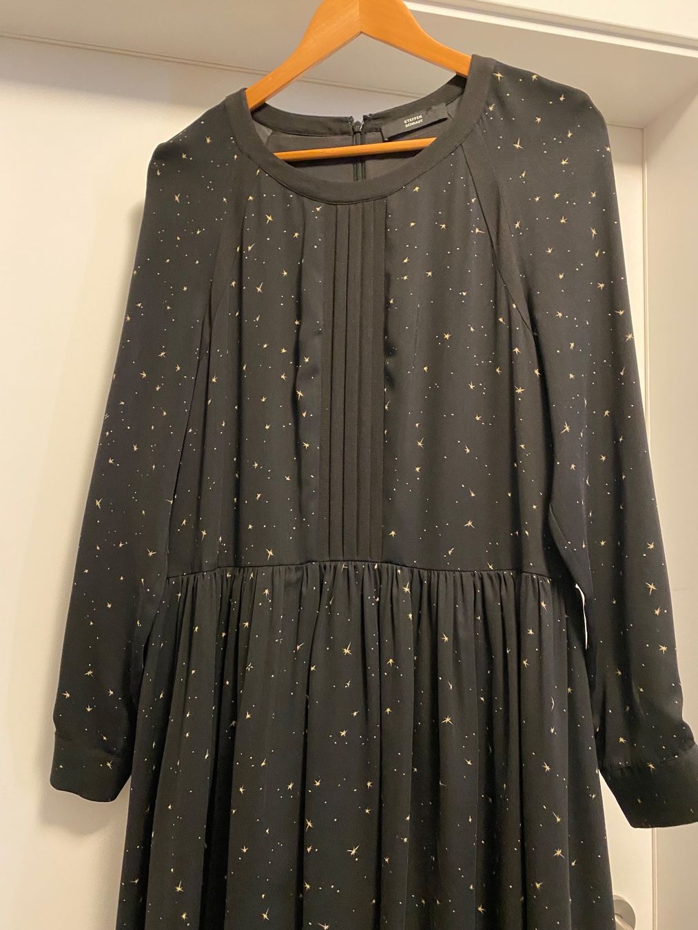 Steffen Schraut Kleider: Steffen Schraut wunderschönes Kleid LP 480.- – Neu (gemäss Beschreibung) aus Buchs-ZH von Frauenkleidermarkt 1
