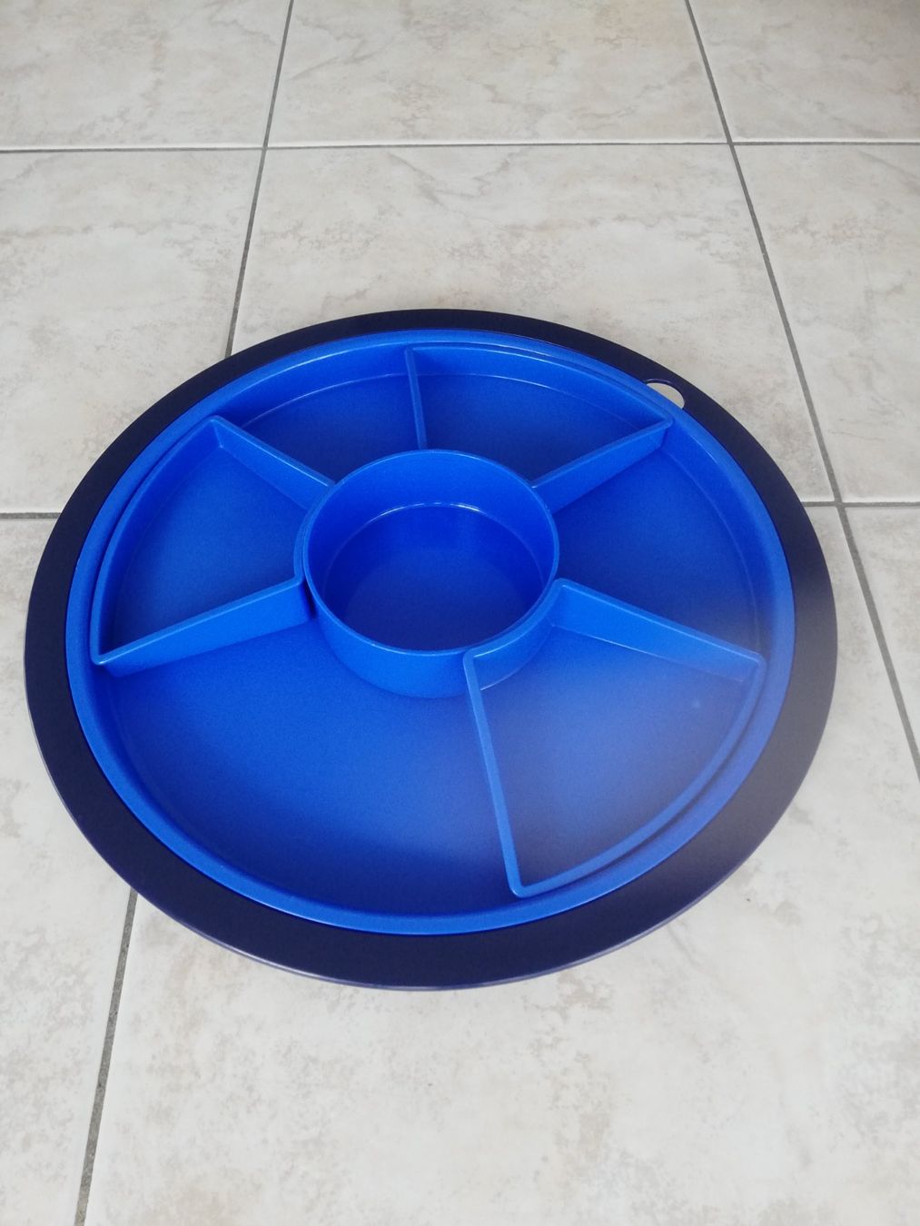 Tupperware Plateaux: Tupperware Preludio Serviertablett – D'occasion à Starrkirch-Wil par Mambostar 1