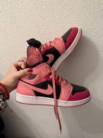 Air Jordan 1 Mid