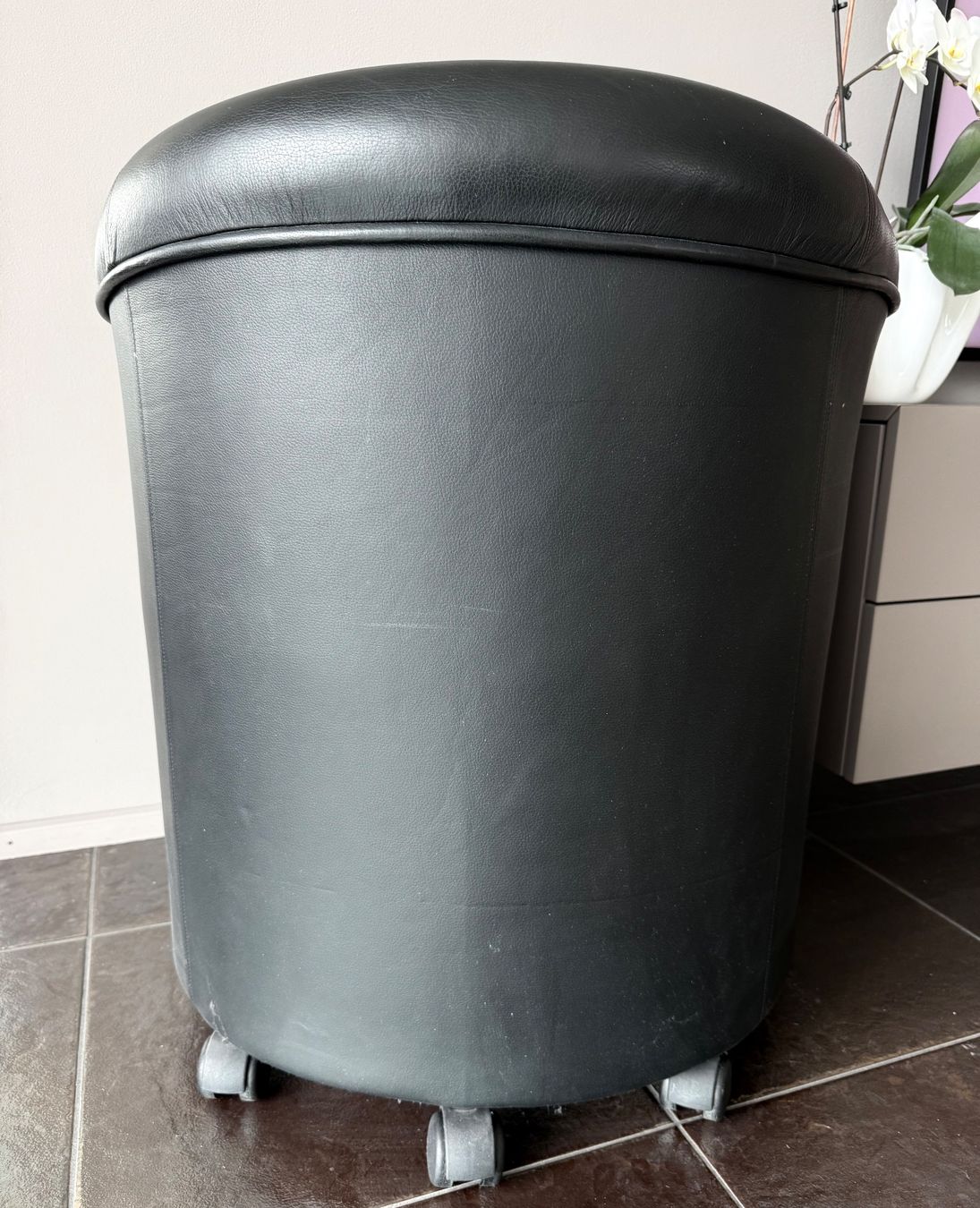 Sessel: Sessel Ledersessel mit Rollen – Gebraucht aus Altendorf von RedHairBeast 4