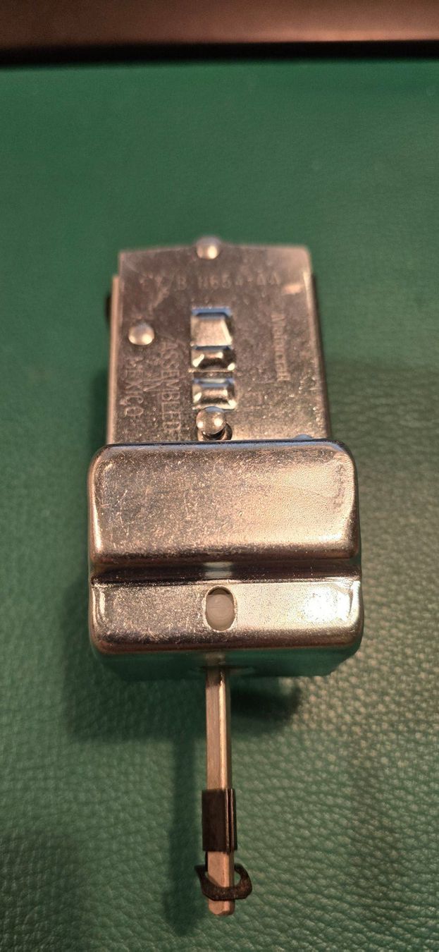 Ford Tutti pezzi di ricambio auto: Rhéostat commande phare Ford Bronco E77B-11654-44 NEUF – Nuovo e nell'imballaggio originale da Chamoson venduto da eddygh 2