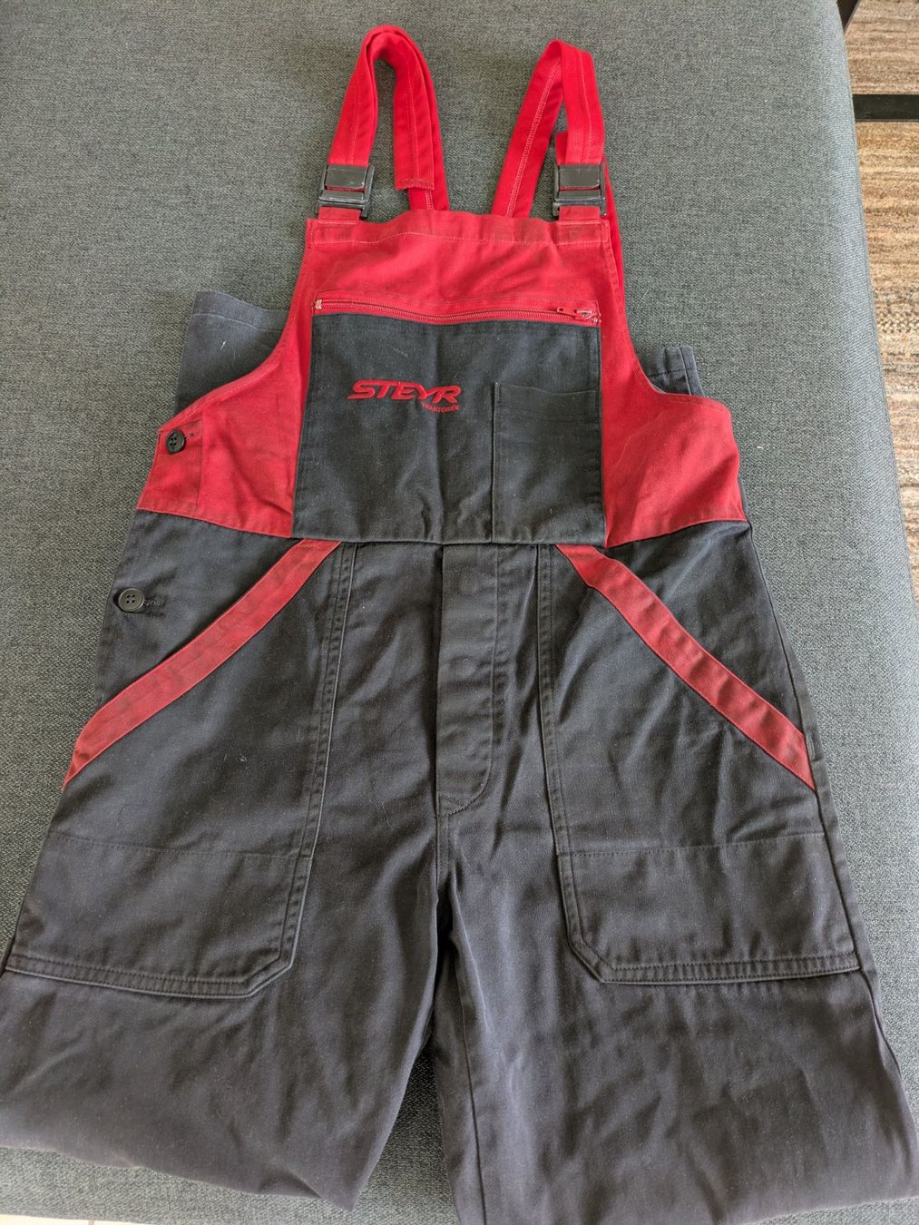 Pantaloni: Steyr Traktoren Latzhose – Usato da Wallbach venduto da 0brist