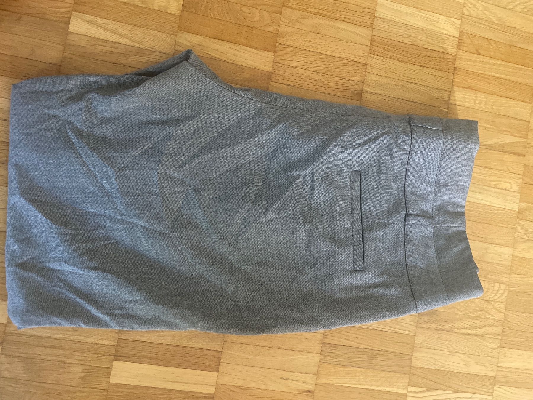 Zara Pantaloni: Trousers Zara Basic grey size L used condition – Usato da Zürich venduto da raq_n22r 2
