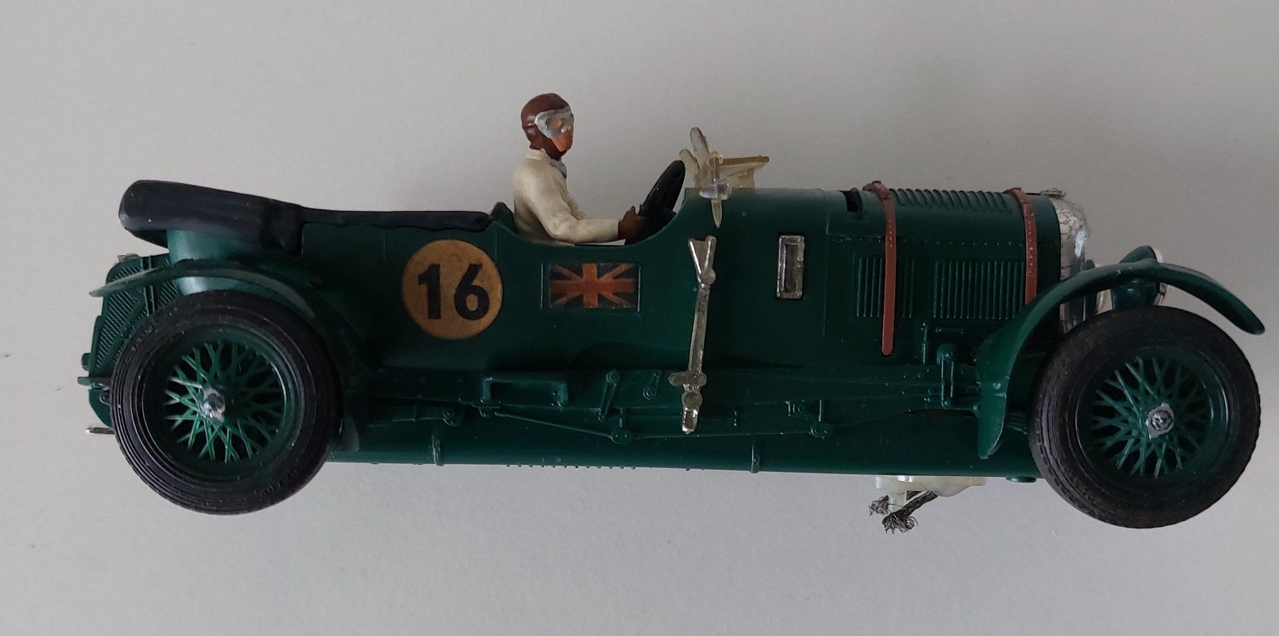 Märklin Piste: SCALEXTRIC C64 Bentley Slotcar – Usato da Schenkon venduto da Elbarto007 8