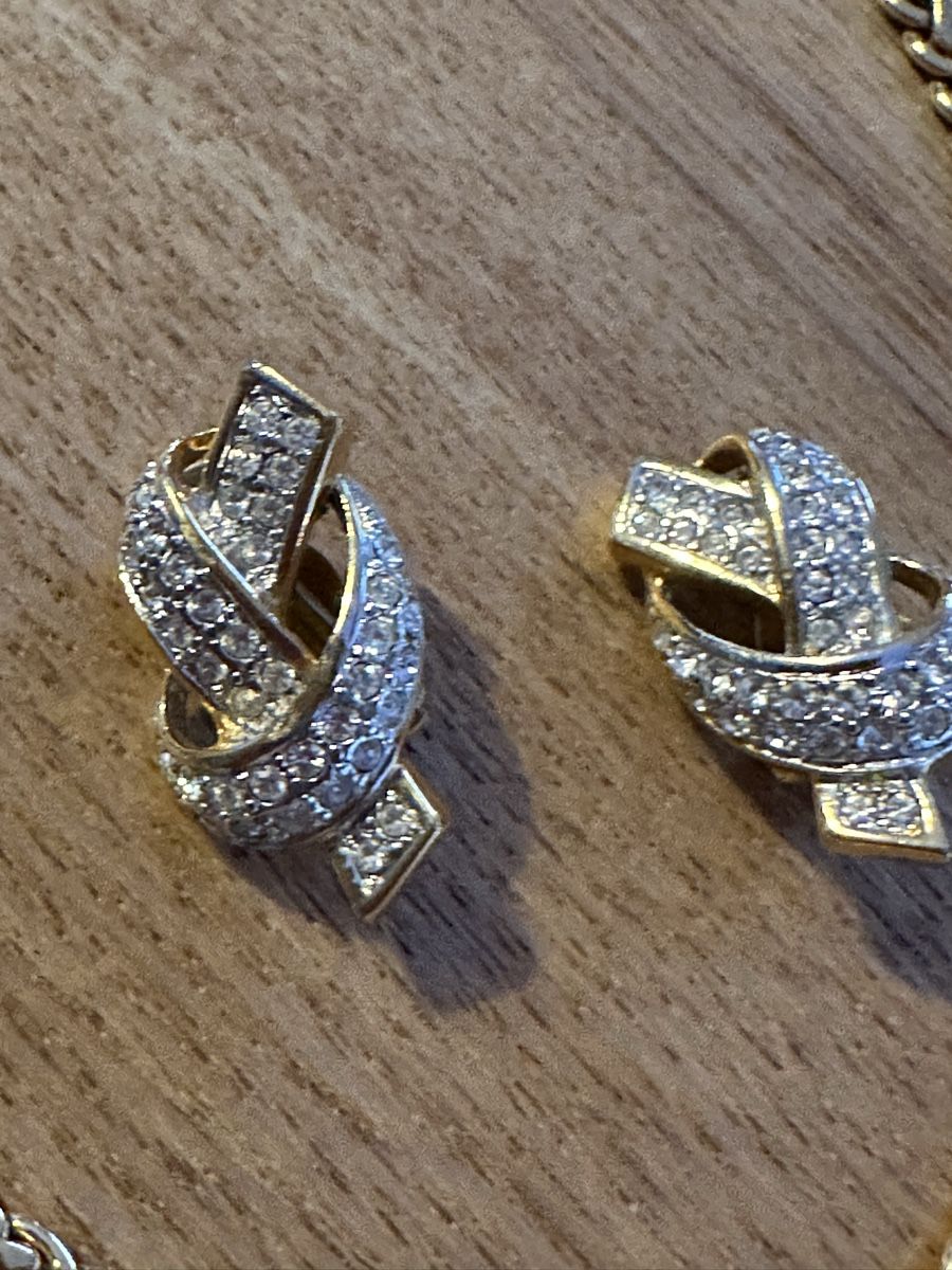 Colliers: Collier mit Clips vergoldet – D'occasion à Herbriggen par Sehrazade 7