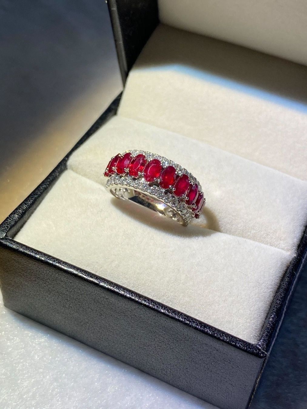 Anelli: Einzigartiger Rubin Ring/18k/Diamanten – Nuovo e nell'imballaggio originale da Sarnen venduto da Yingsperlen1 3