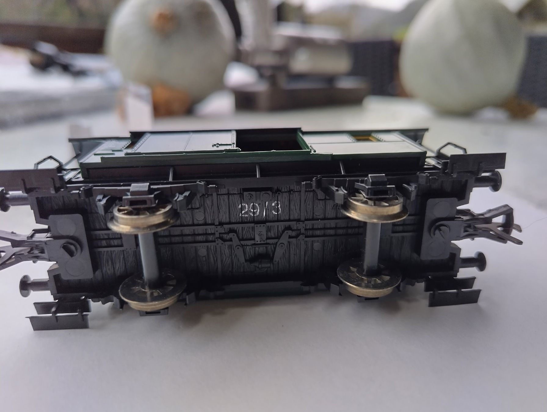 Fleischmann Modellini di ferrovie: Fleischmann HO 5055 Gepäckwagen mit OVP – Usato da Trub venduto da Cbastian 4