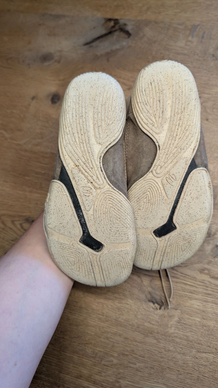 Wildling Scarpe per ragazzi: Wildlinge Schuhe beige Grösse 30  – Usato da Hüttlingen venduto da Remalimo 2