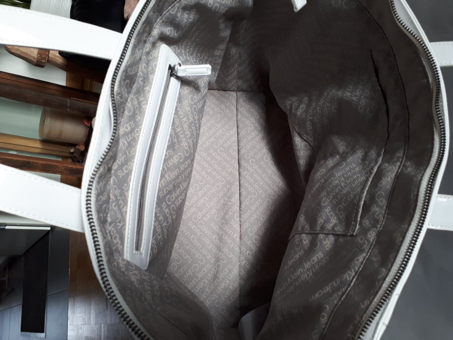 Calvin Klein Borse da donna: Calvin Klein Damenhandtasche – Nuovo e nell'imballaggio originale da Allschwil venduto da mematho 5