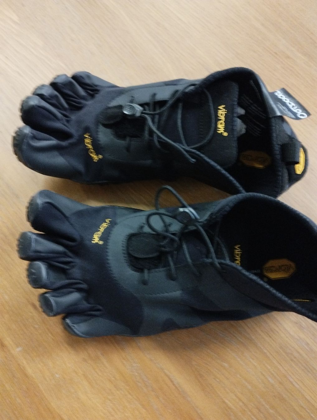 Vibram Scarpe da uomo: Vibram FiveFingers V-Alpha, Barfussschuhe, Grösse 43 – Nuovo e nell'imballaggio originale da Schnottwil venduto da Mana6