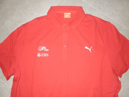 Polo rouge PUMA Suisse en taille XL comme neuf