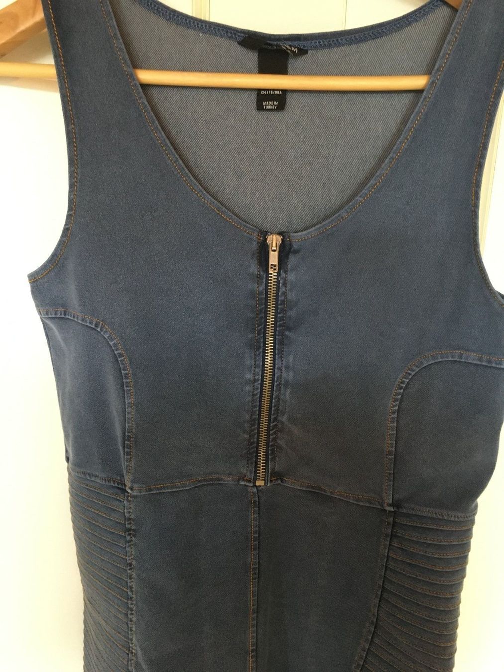 H&M Kleider: H&M Jeanskleid, blau, Gr.M – Gebraucht aus Arni AG von Mimo007 1
