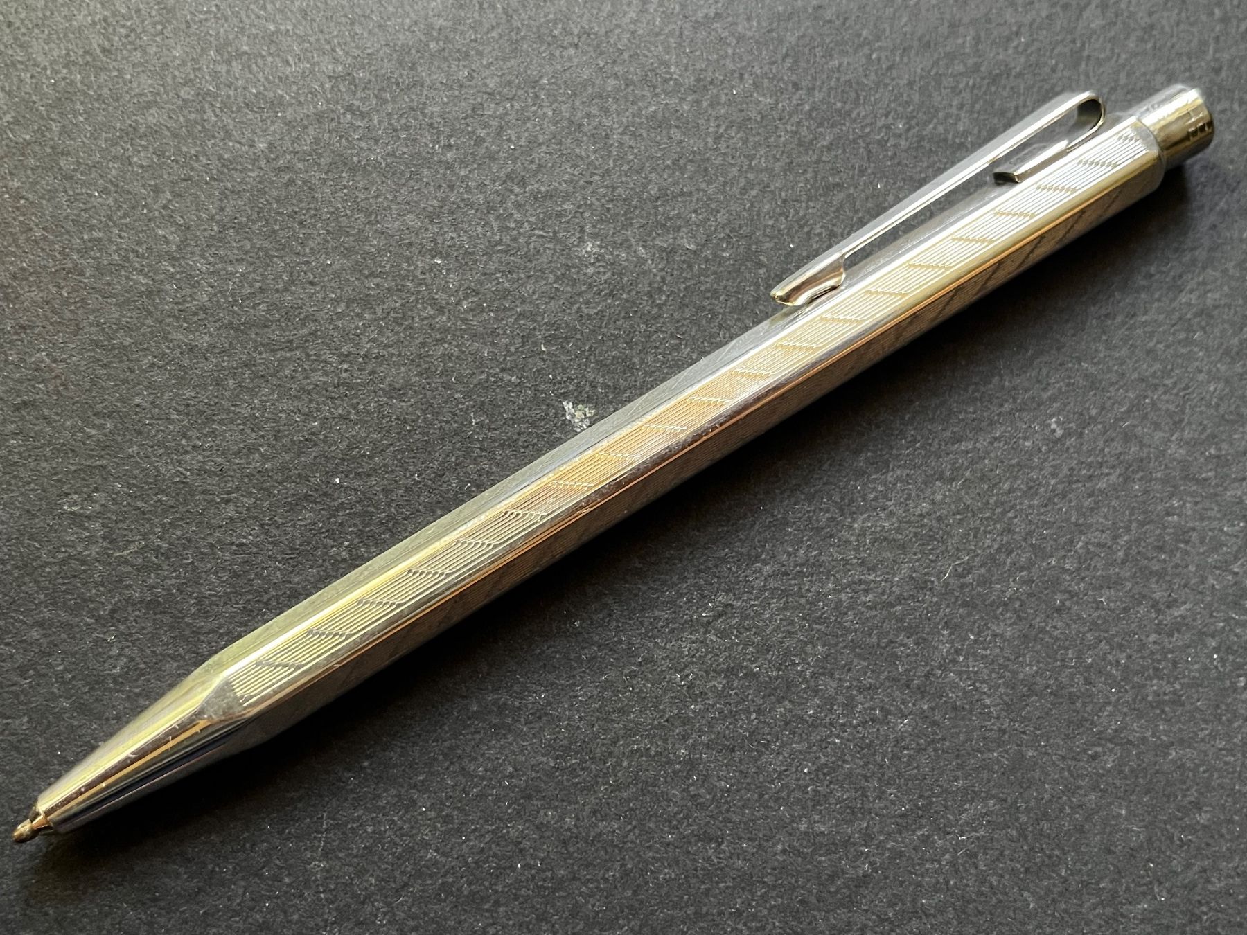 Caran D'Ache Penna & Evidenziatori: Caran d’Ache Ecridor Roller "Schrägstrich" versilbert OS – Usato da Zürich venduto da FV.vintage