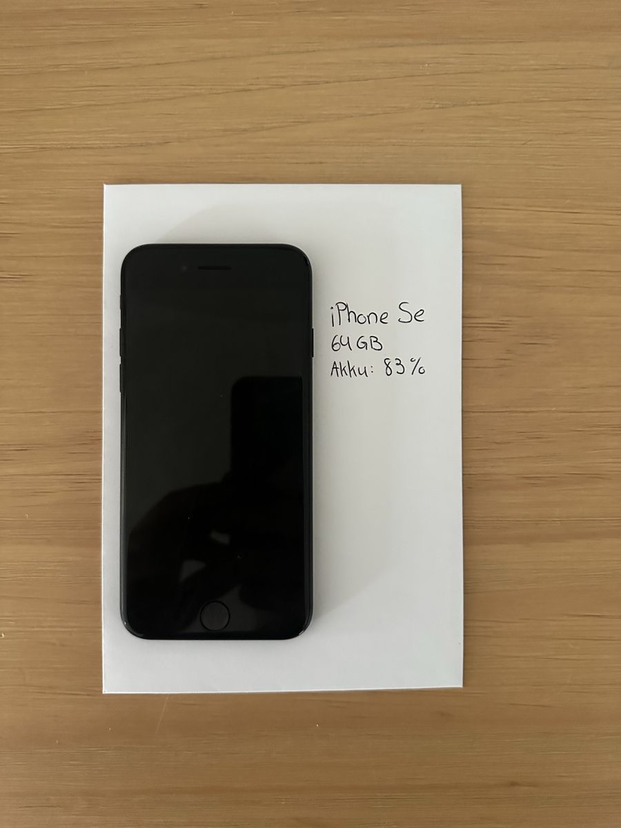 Apple Telefoni cellulari / Smartphones: iPhone SE 64 GB – Usato da Münchenbuchsee venduto da pas_r9n6