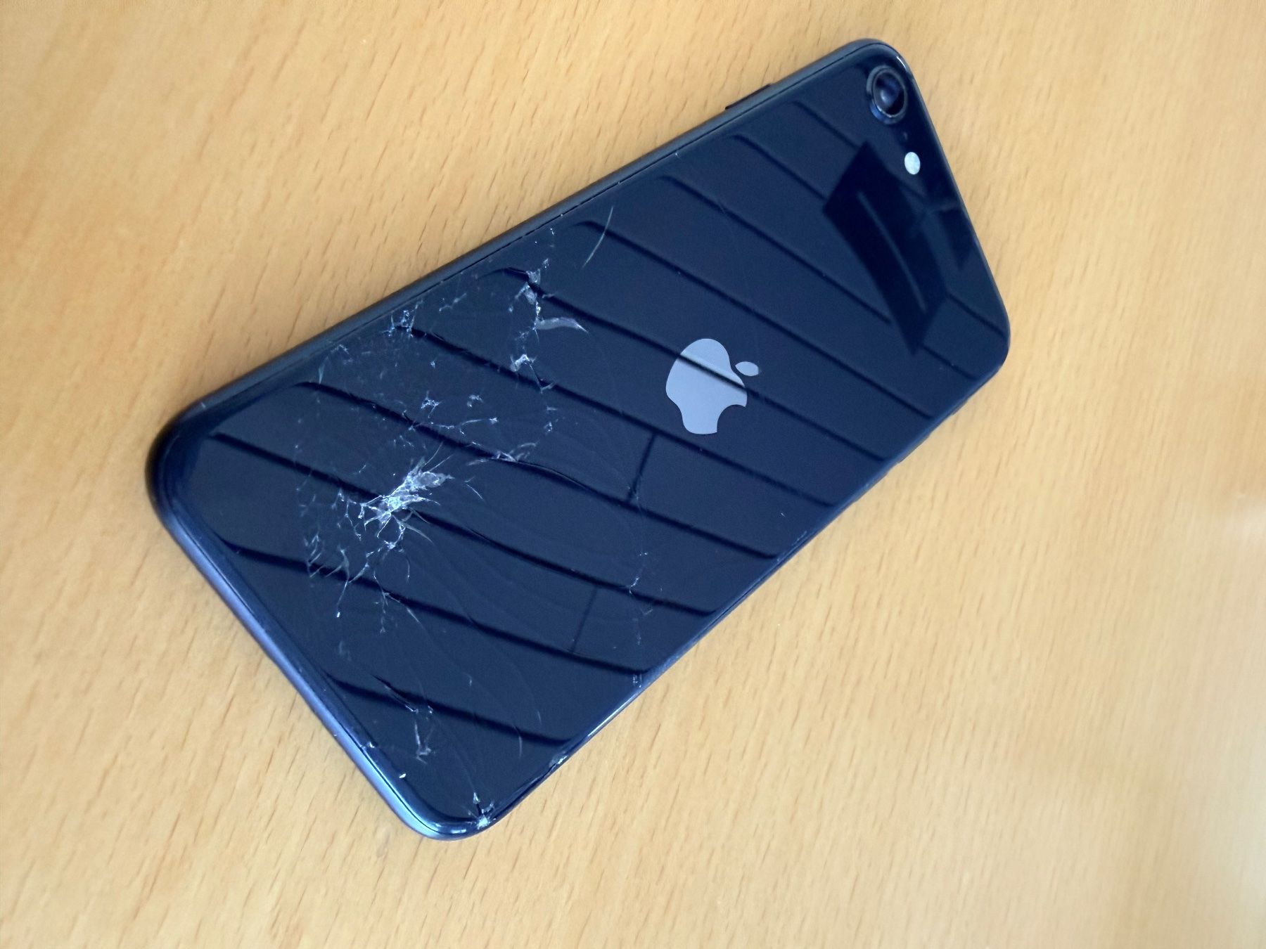 Apple Telefoni cellulari / Smartphones: iPhone SE 3rd Generation 128GB – Usato da Zürich venduto da bre_86tt 3