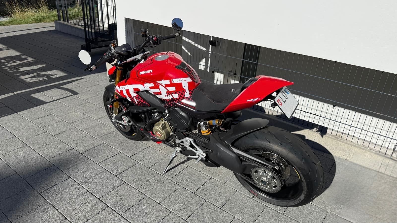 Ducati Strada: Ducati Streetfighter V4s – Usato da Sursee venduto da crdn_v4s 4