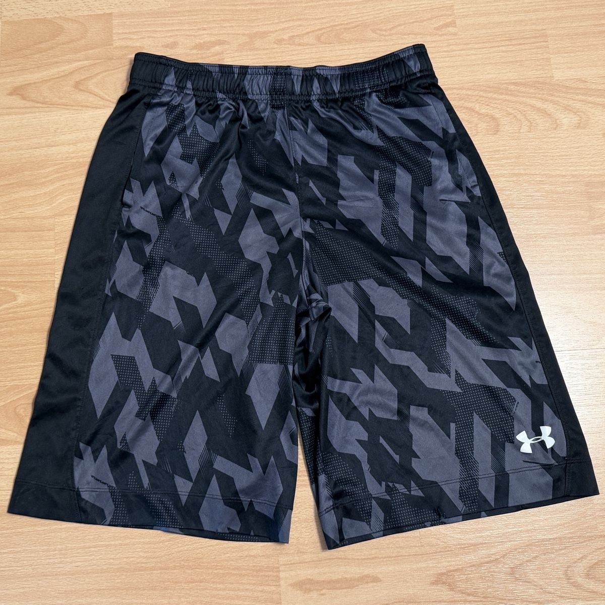 Under Armour Pantaloni: Under Armour UA Shorts – Usato da Kilchberg ZH venduto da King_Arth