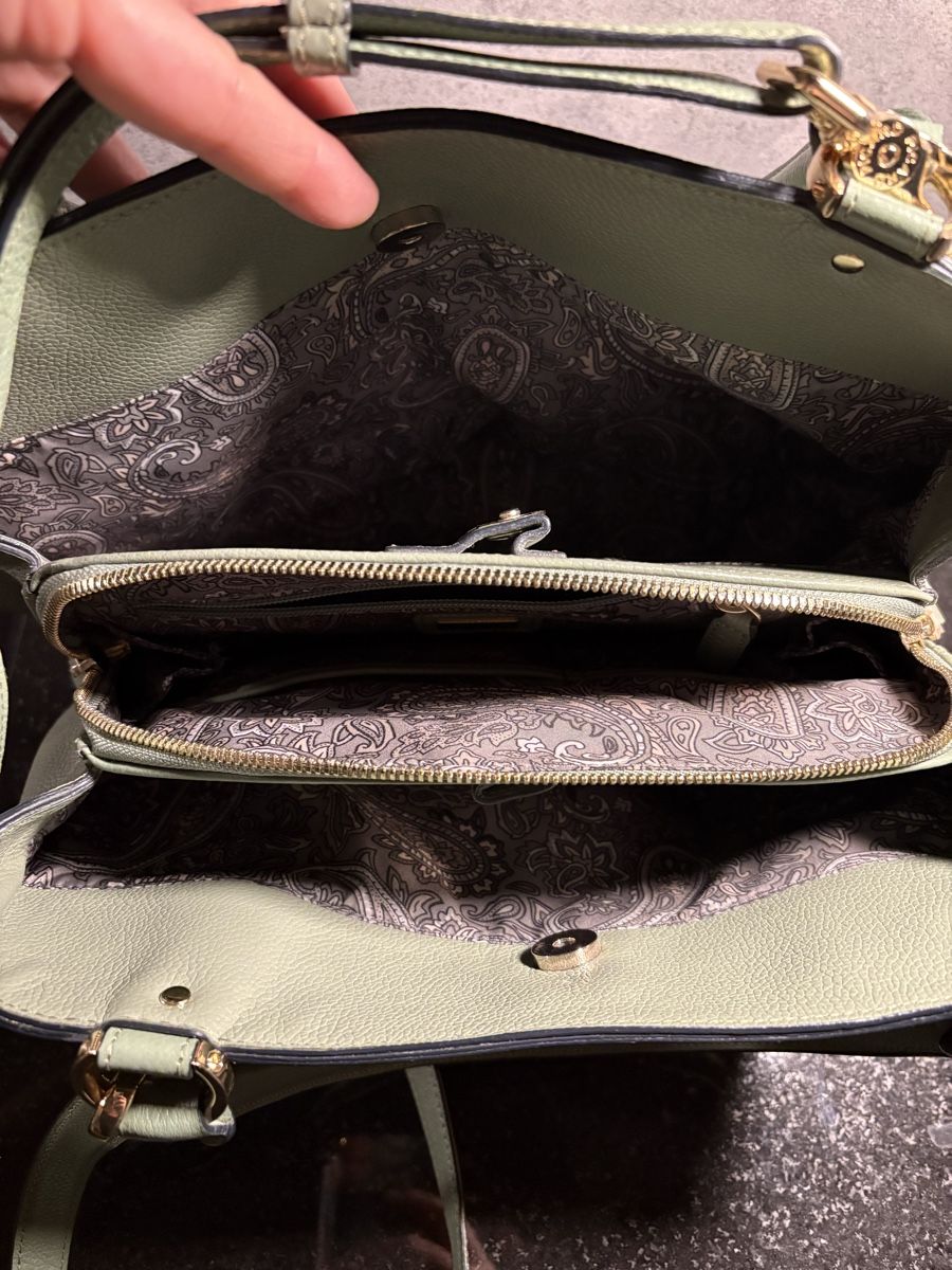 Taschen für Damen: Umhangetasche / Handtasche – Neu (gemäss Beschreibung) aus Flamatt von mar_tp2j 2